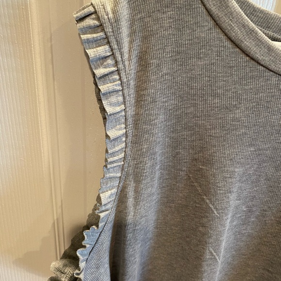 NWT Sew In Love Ribbed Ruffle Tank Grey Size 2X - Picture 5 of 9